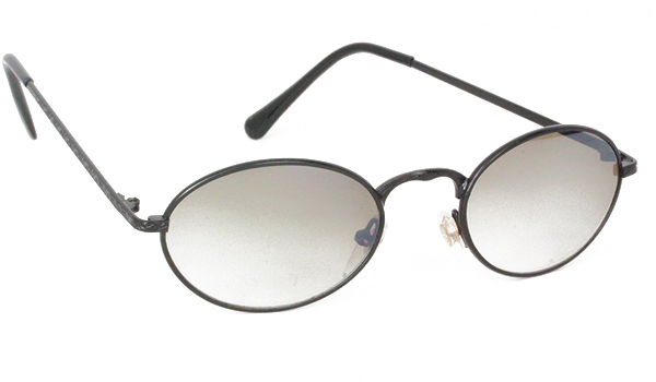 Schwarze ovale Metallsonnenbrille mit rauchigen GlÃ¤sern