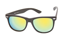 Mattschwarze Wayfarer mit mehrfarbigem Spiegelglas - Design nr. 466